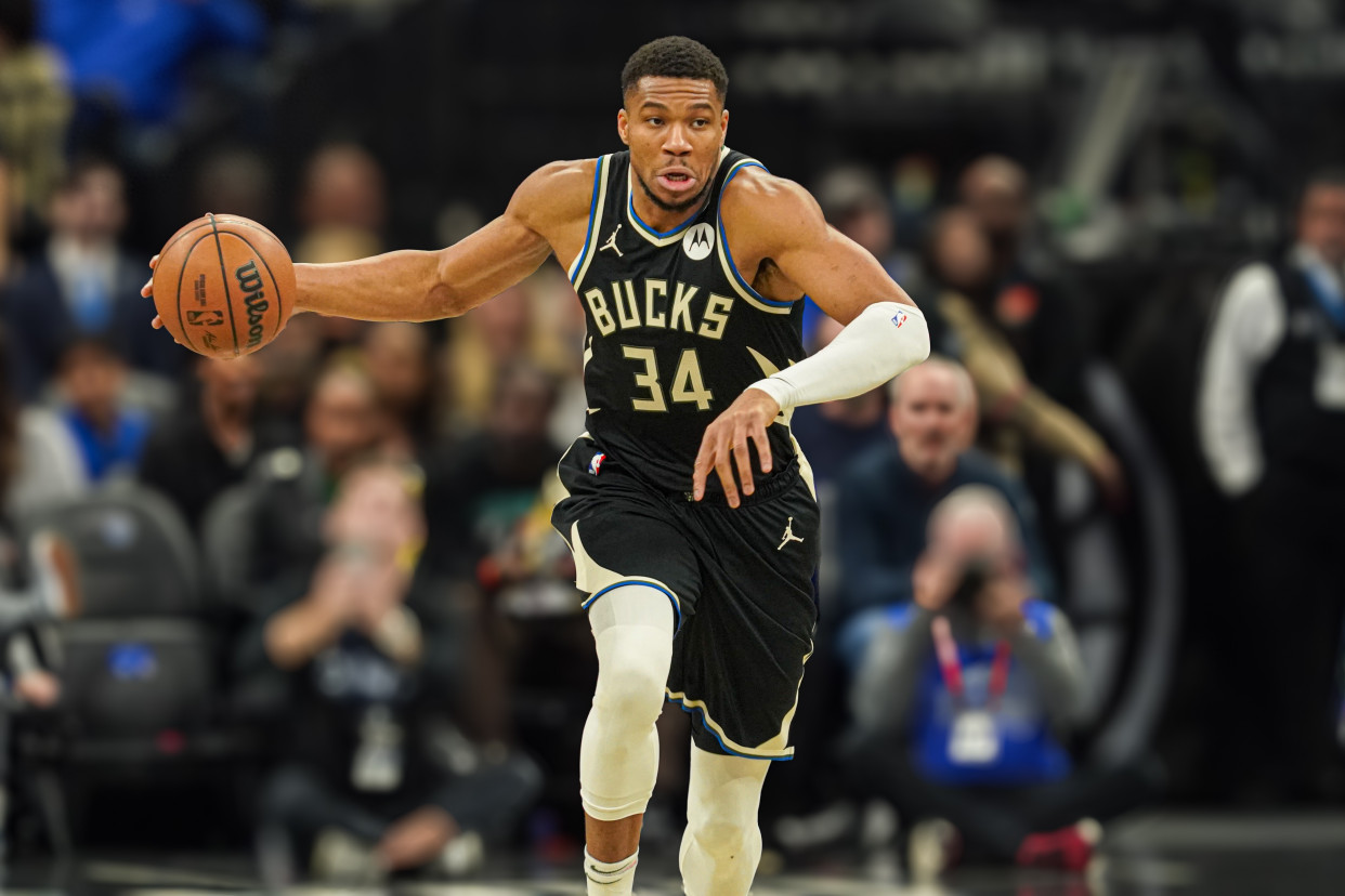 雄鹿核心字母哥：球队目标是冲击总冠军，必胜的简单介绍