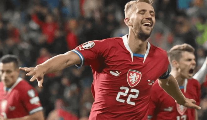 欧预赛胜者晋级!谁能笑到最后?的简单介绍 欧预赛胜者晋级!谁能笑到最后?的简单介绍