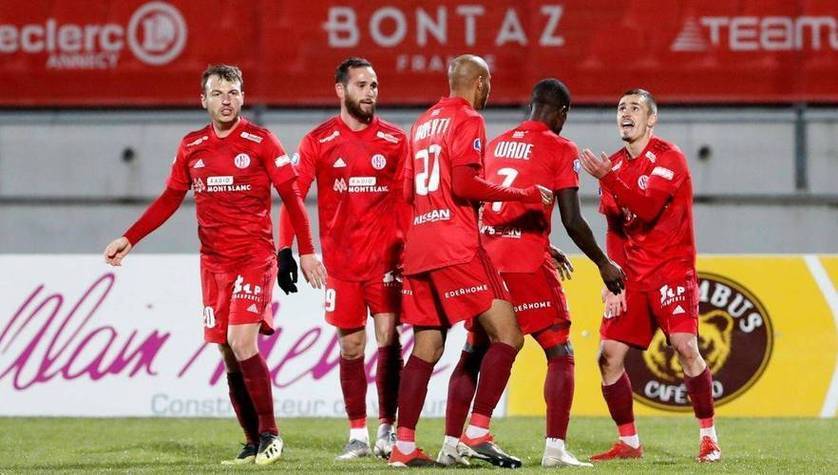 九游app下载地址-包含法国联赛乱象频现：球员冲突升级，事件耐人寻味的词条